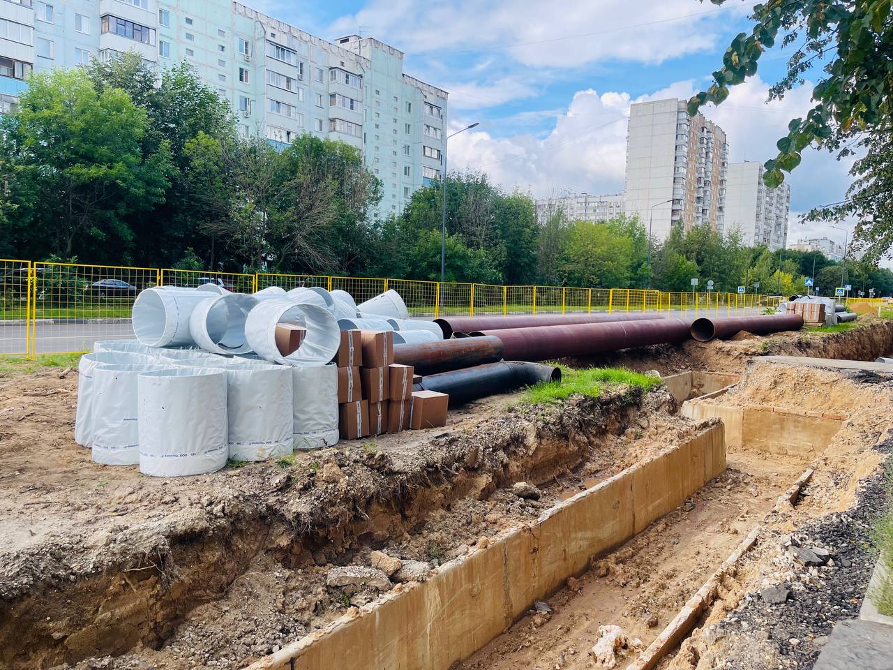 Ура! Привезли новые трубы, скоро начнется укладка теплотрасс