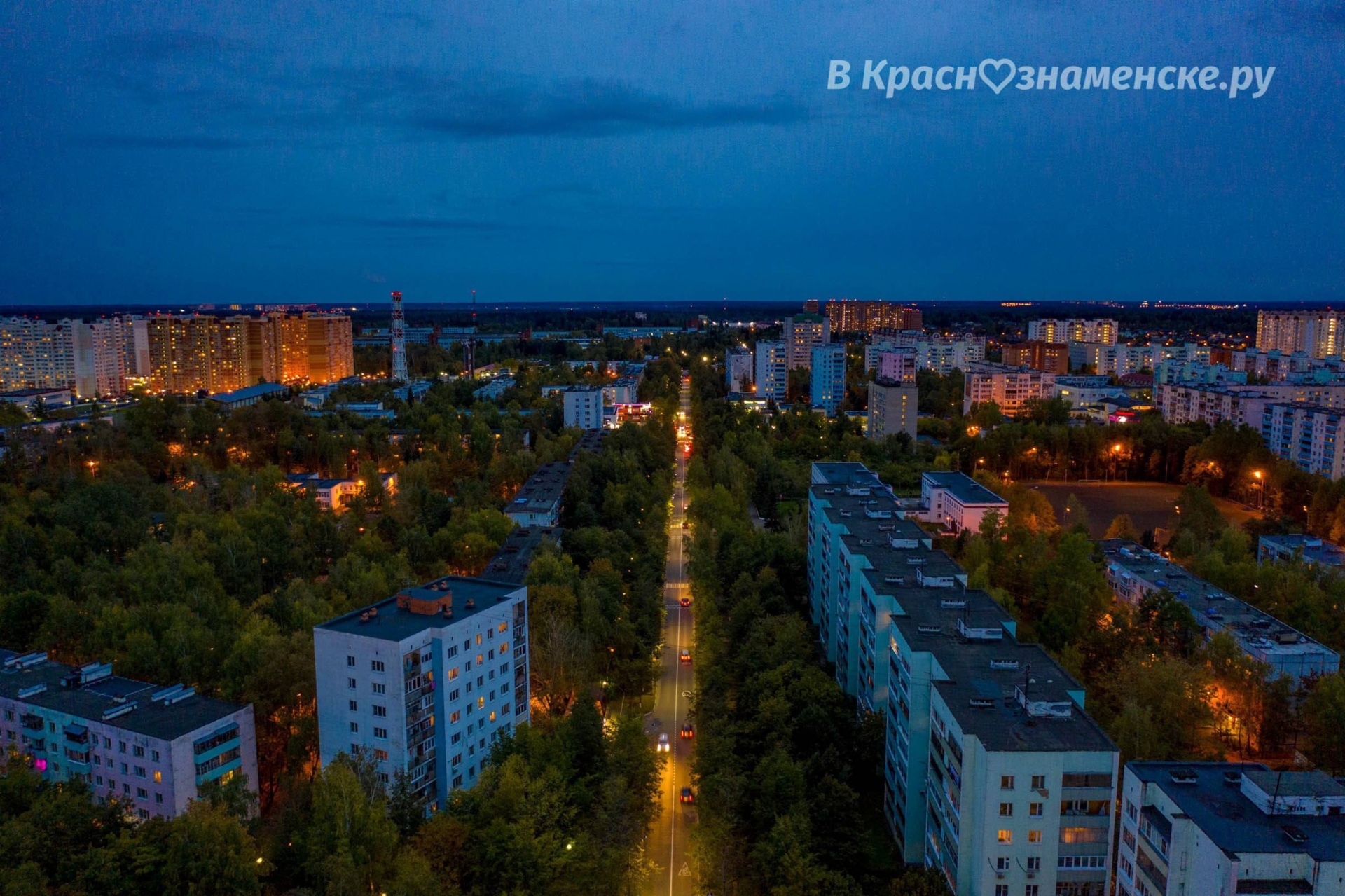 Вечерний город с высоты в разные сезоны  © в Краснознаменске