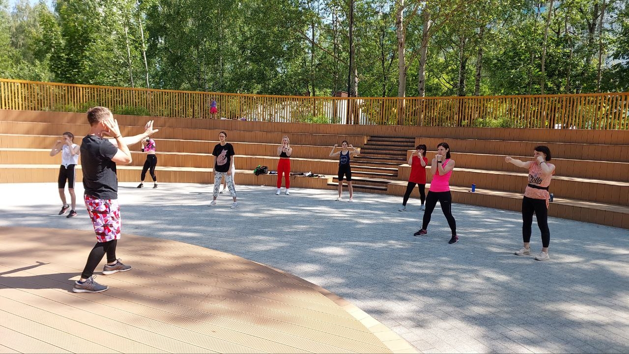 Клуб ГАК провел тренировку по женской самообороне. Тренировк