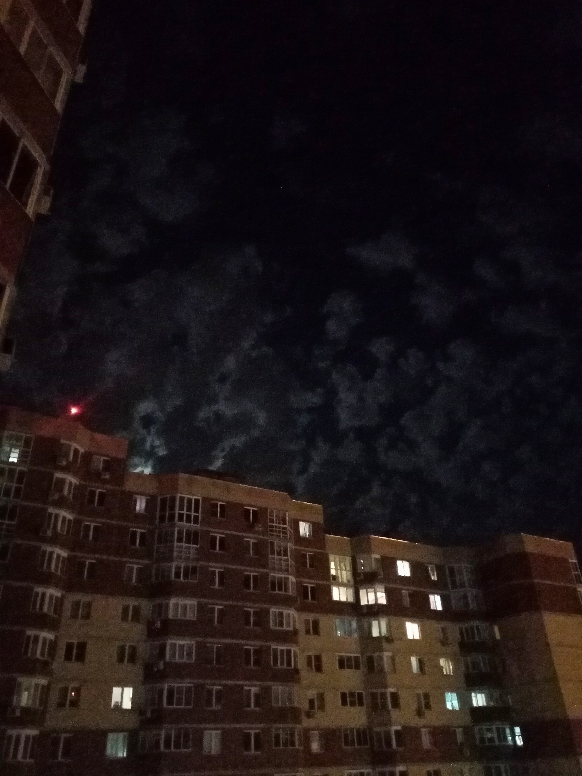 Плюшевое семейство  ждёт весеннего тепла на Победе 9 — Краснознаменск