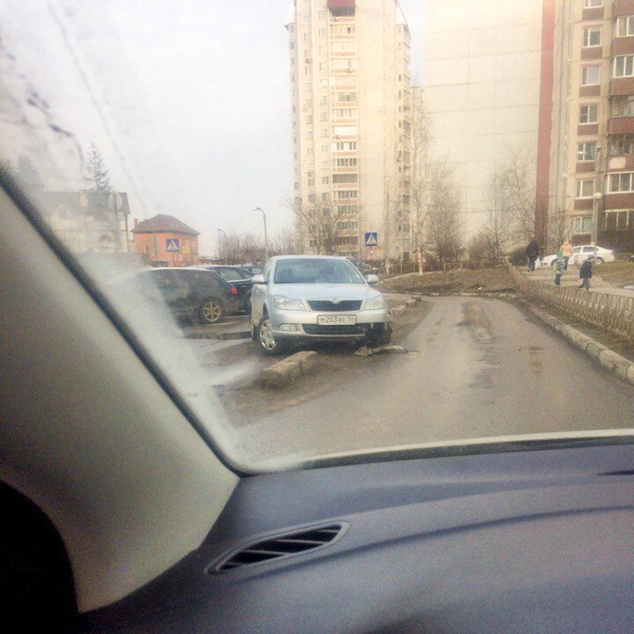 На Гагарина. Хозяин ничего личного!
