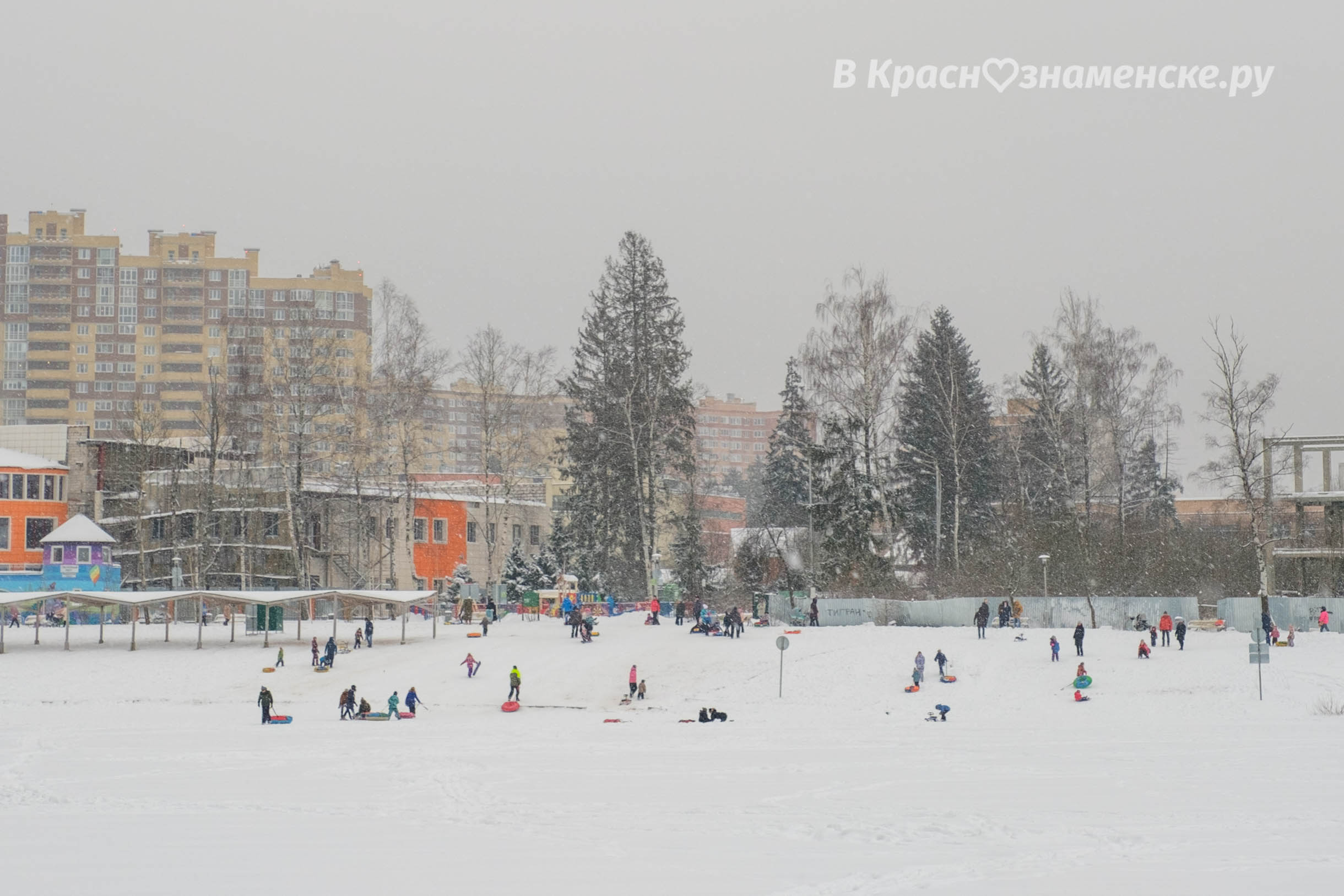 Стоп, а кто работает - то ? ????