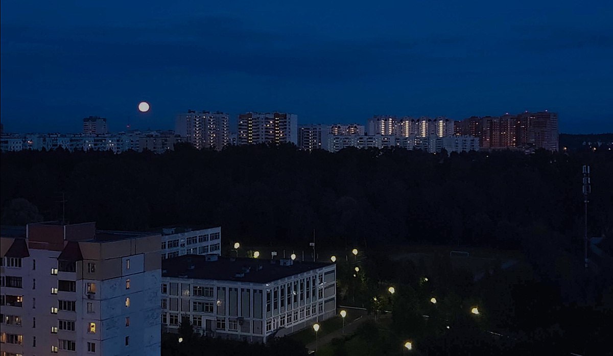 Вечереет
