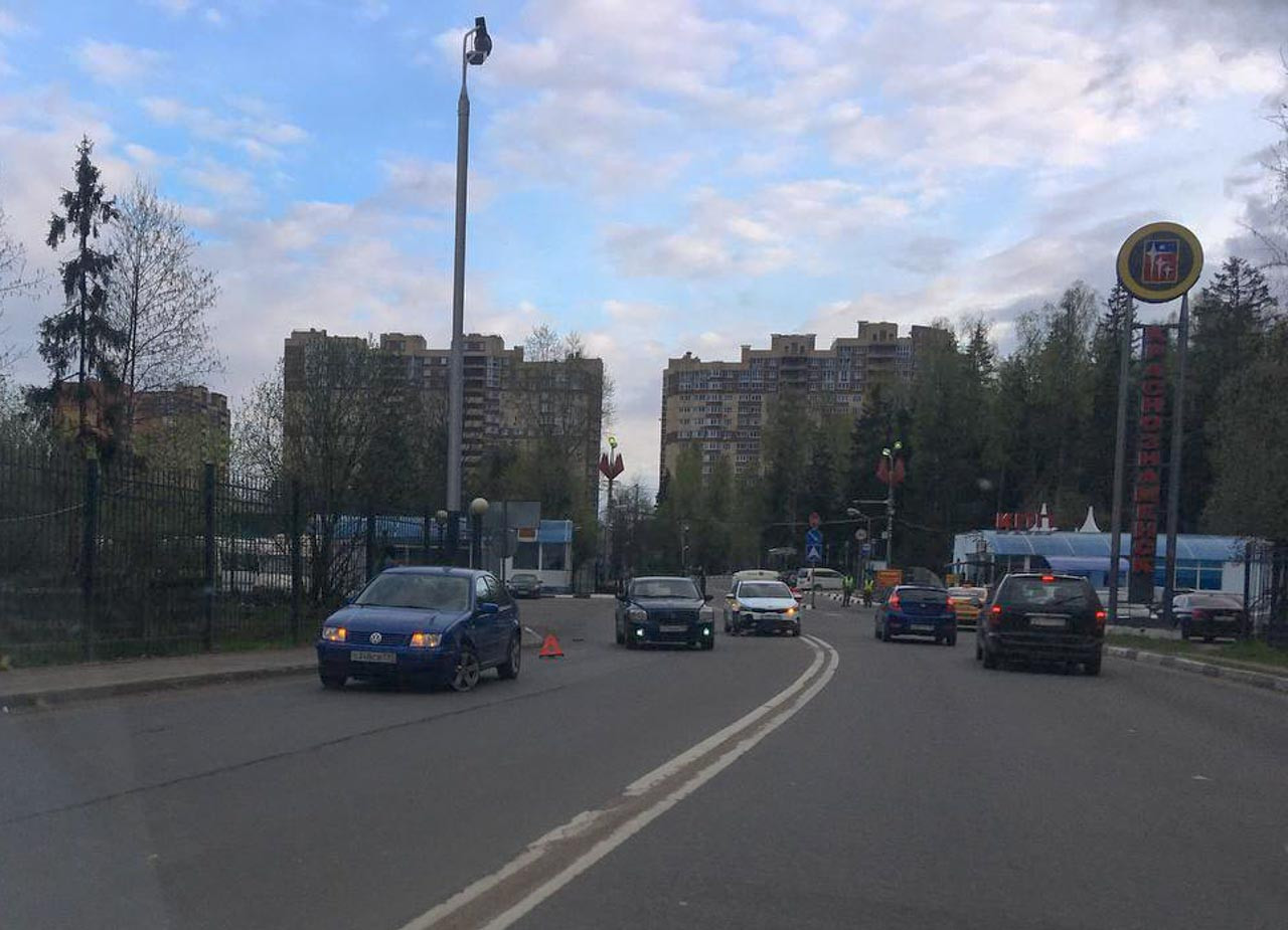 Авария на 1 КПП Источник: t.me/autokrasnoznamensk — Краснознаменск