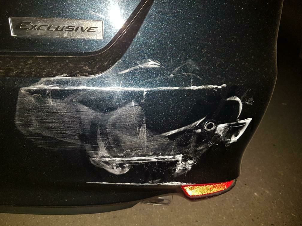 Сегодня, 31 августа возле кафе Джано в 21.09 в мою машину въ