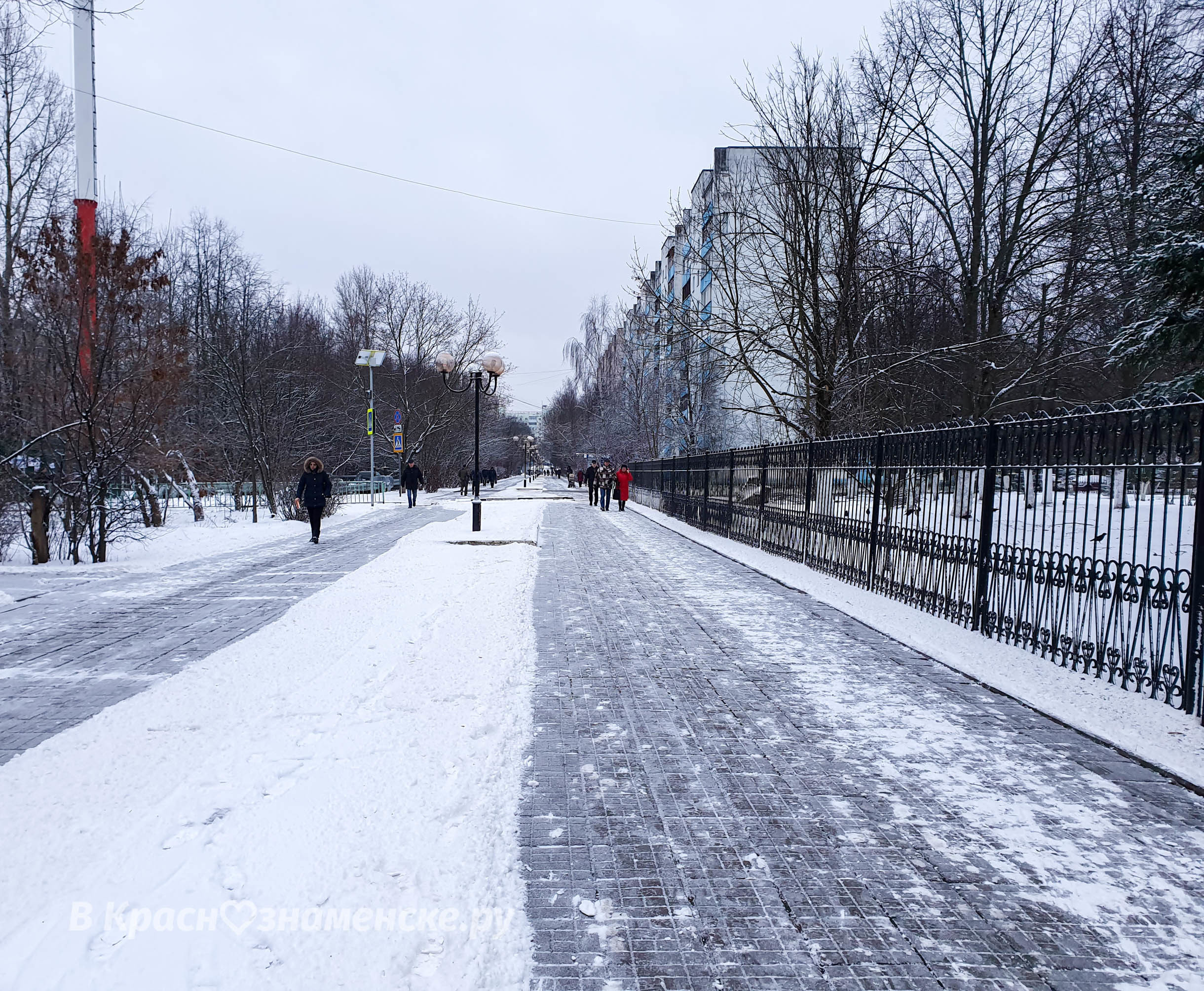 Зимний город (пока снег на растаял)