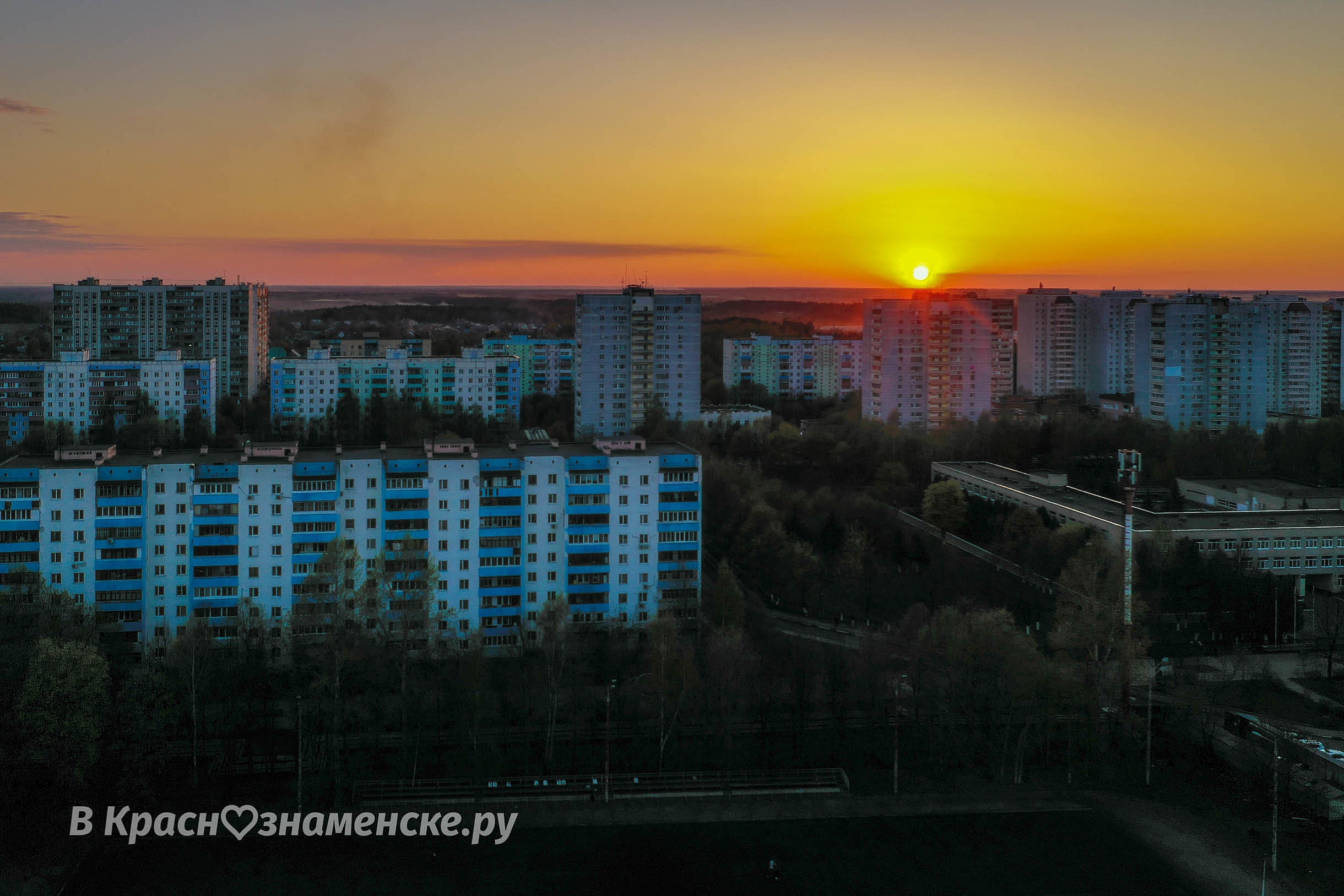 Вечереет