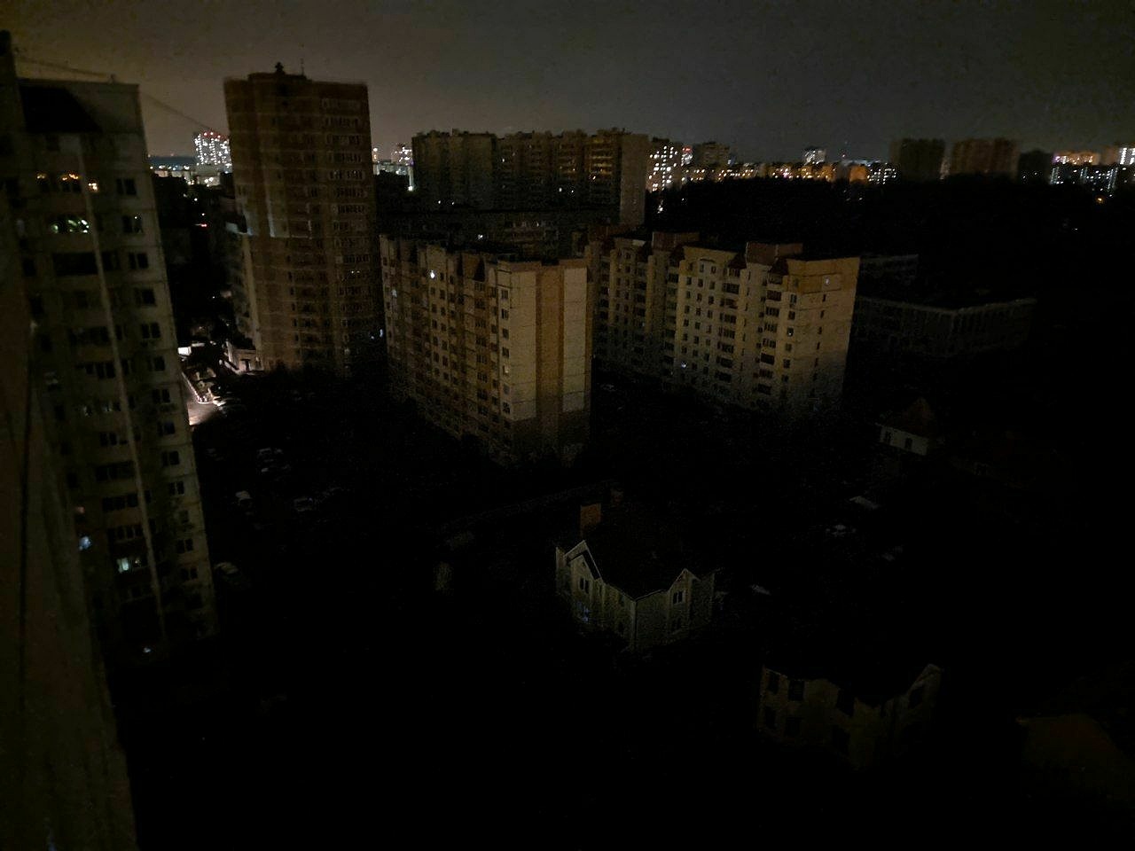 Пол Краснознаменска обесточено ????