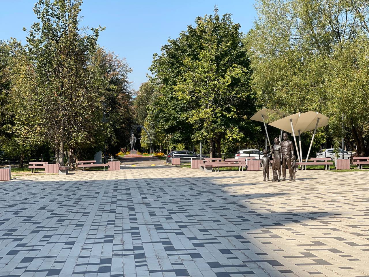Прогулка по городу. — Краснознаменск