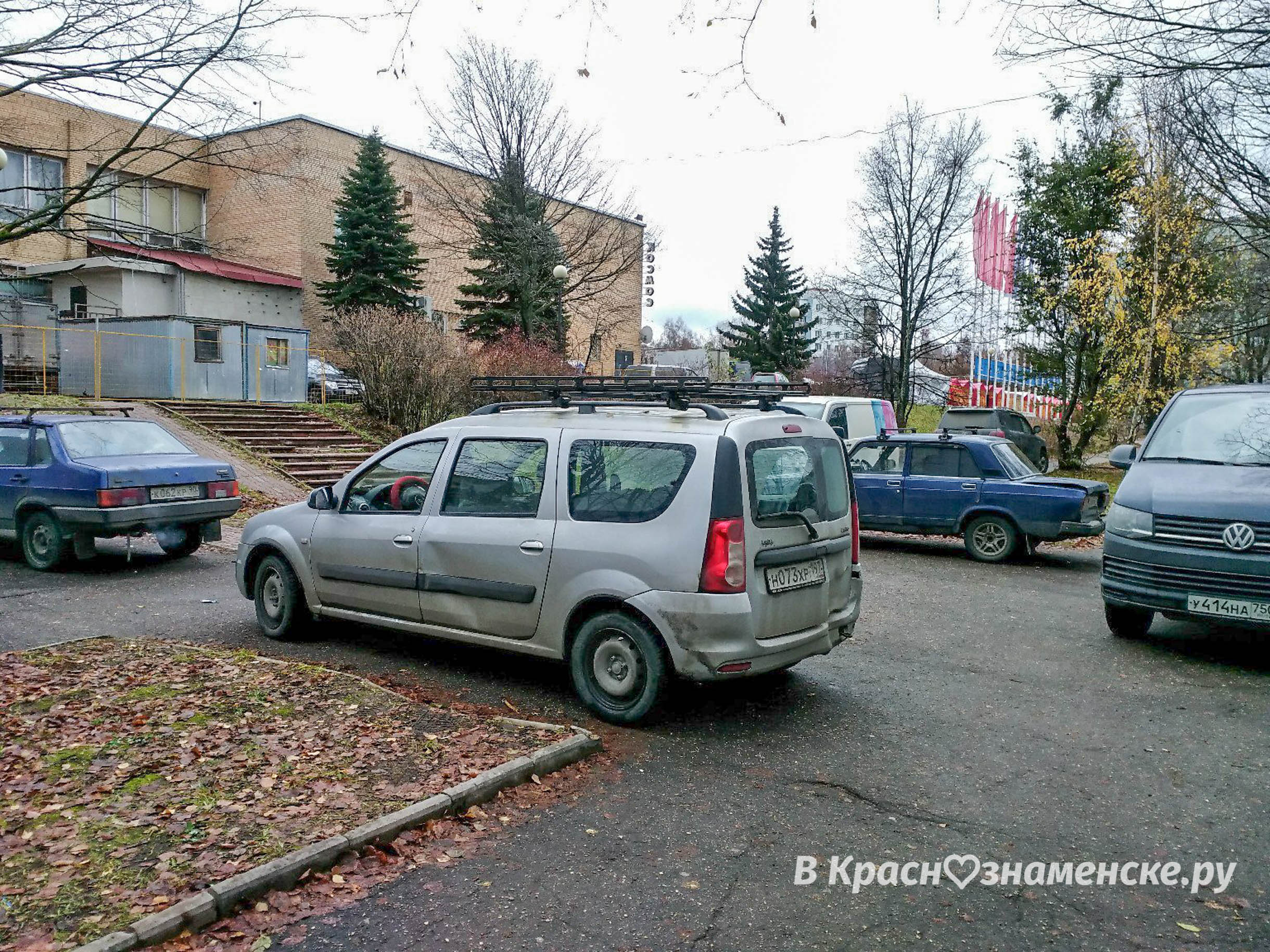 Подскажите, куда можно написать или позвонить по поводу этог