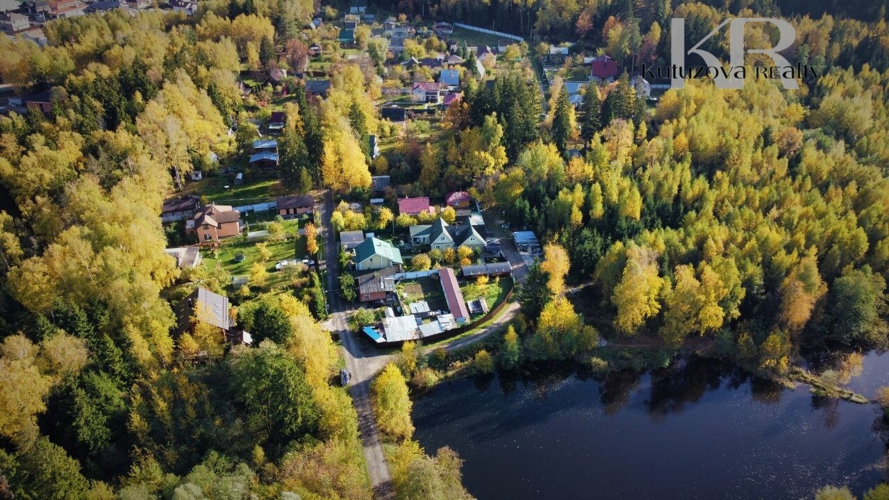 Тишина и спокойствие недалеко от города!  Продаётся земельны