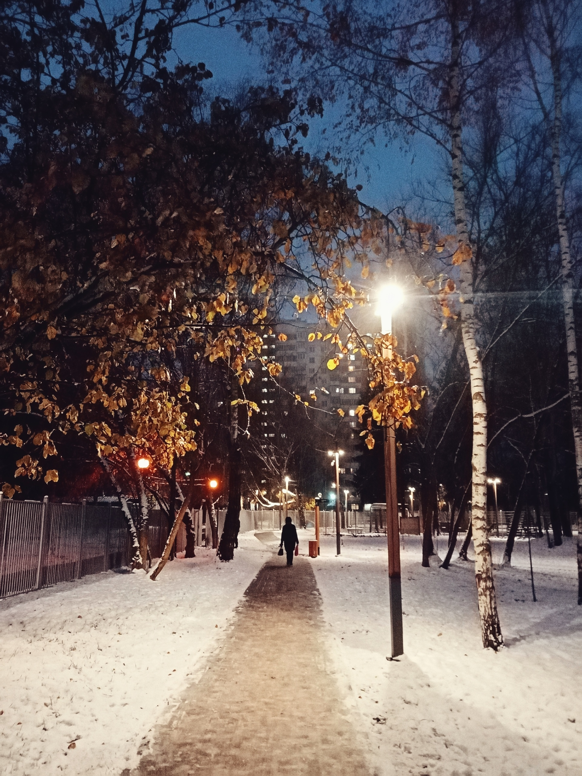 Вечереет