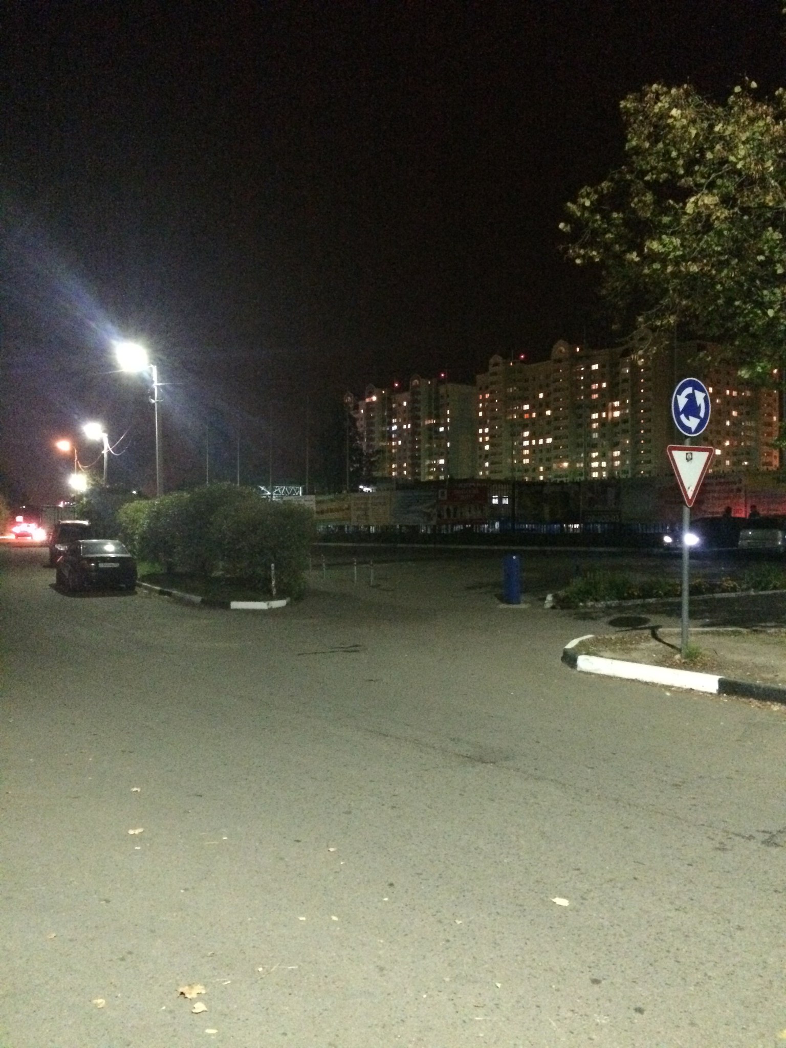 Сегодня "круги" в тренде))). Народ кто силен в пдд: Это пере