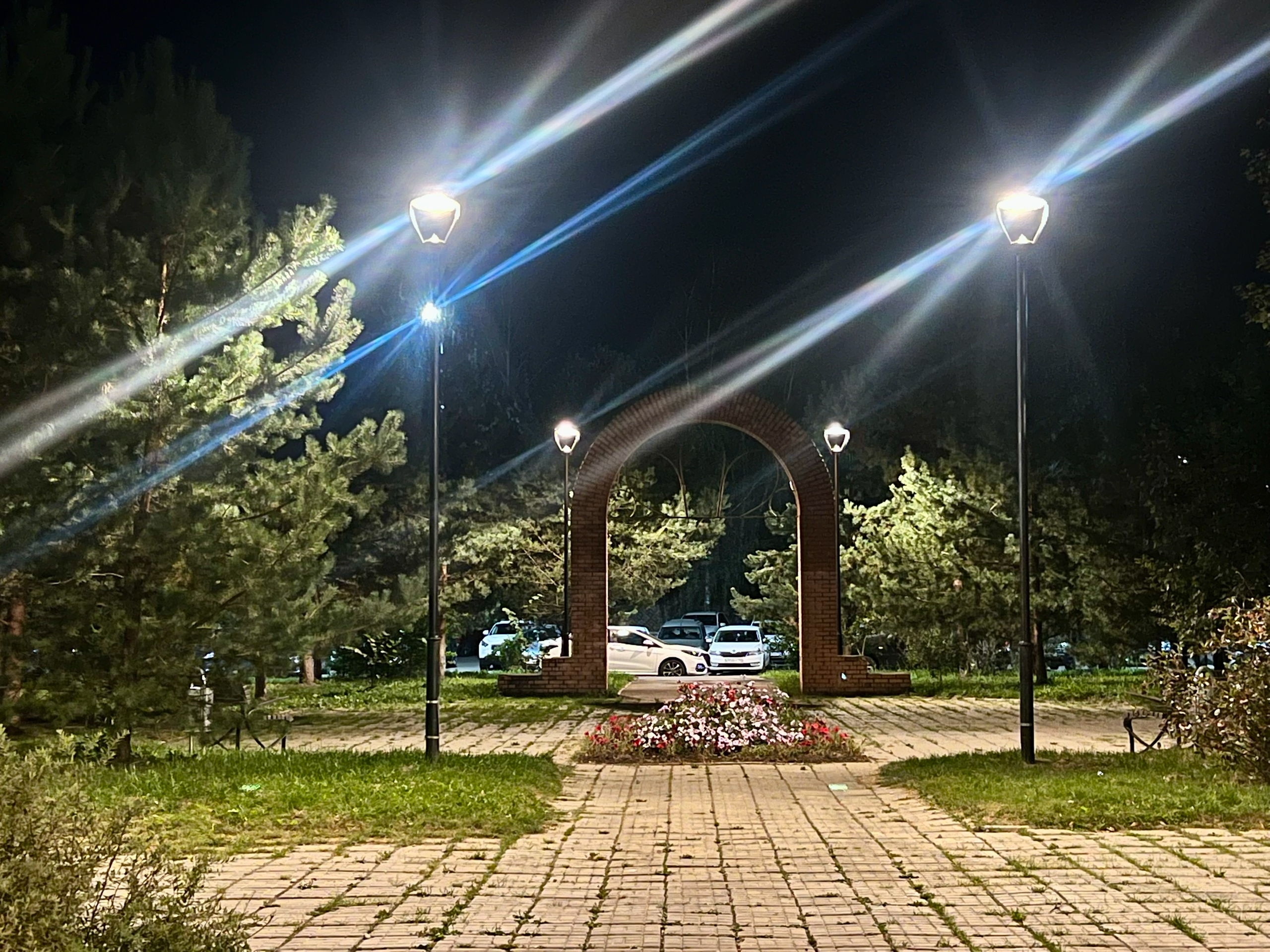 Город в свете фонарей — Краснознаменск