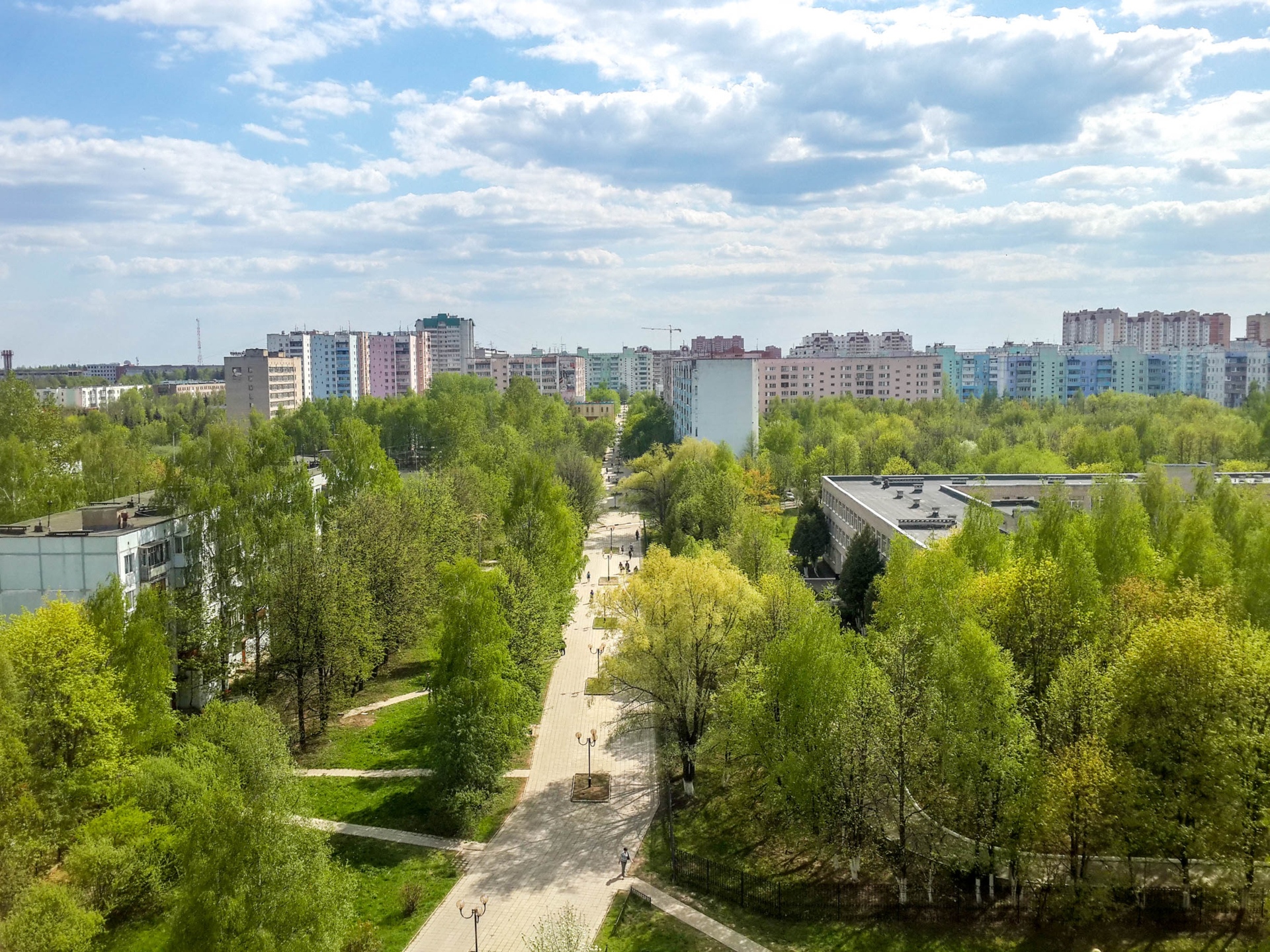 Доброе утро! Начинаем новую рабочую неделю, она же — последн