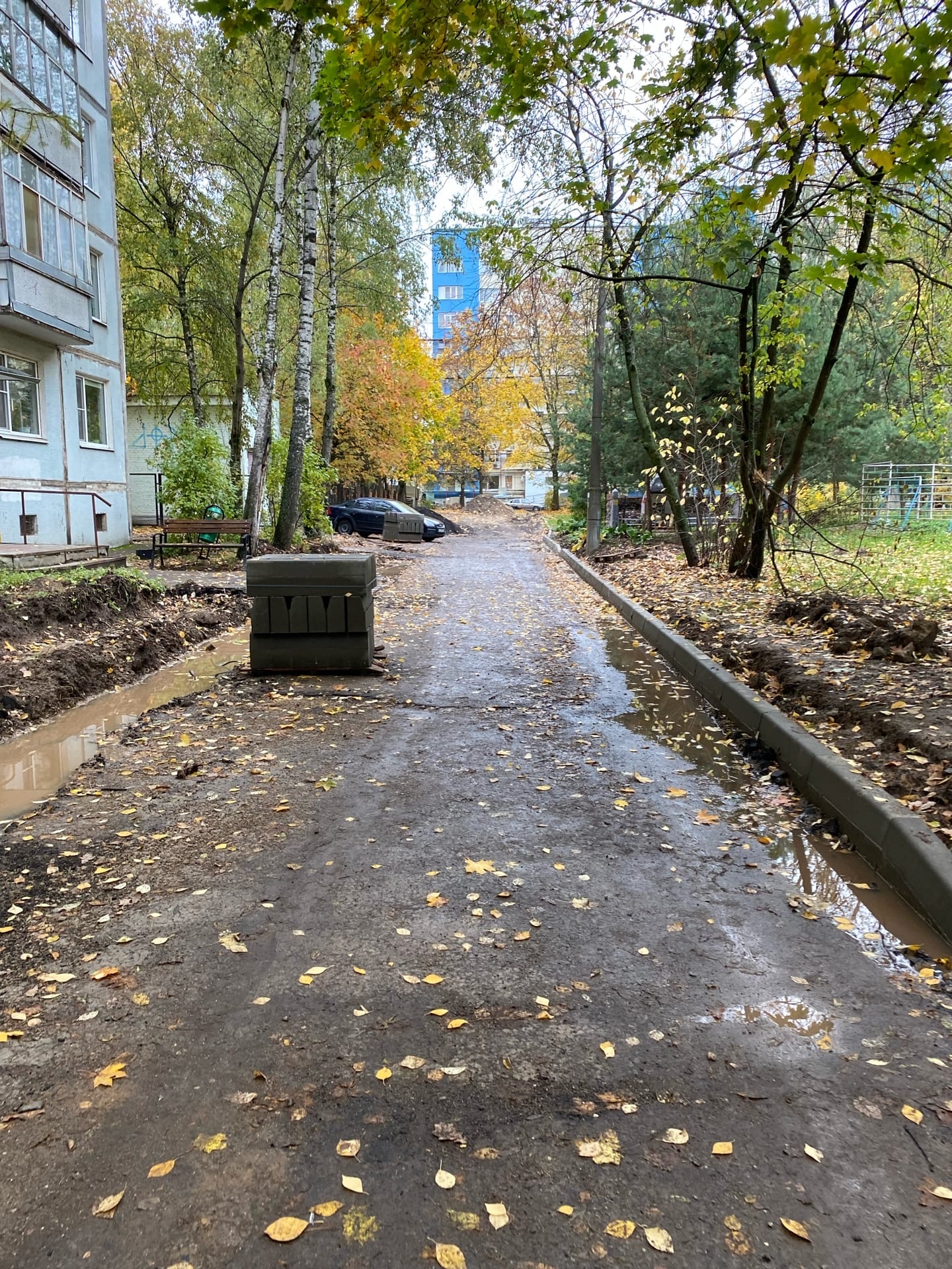 Мира 4, вторую неделю такая картина, что то будет вообще дел