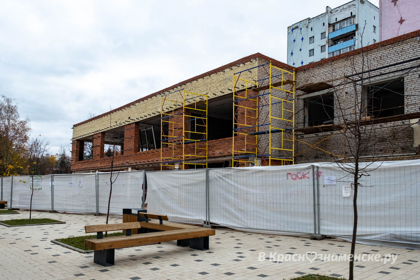 Реконструкция голубиной площади  На голубиной площади продол