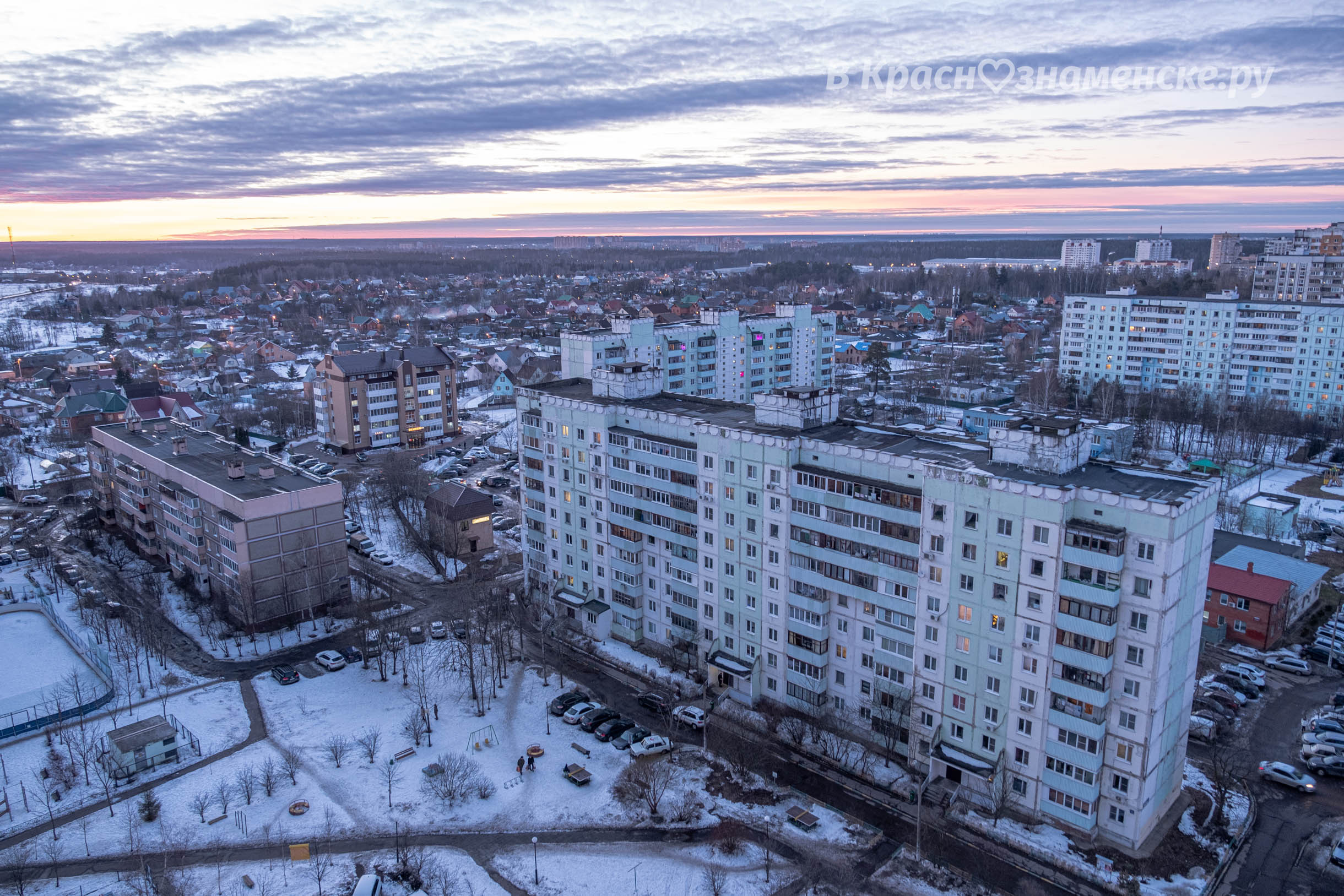 Традиционно вечереет