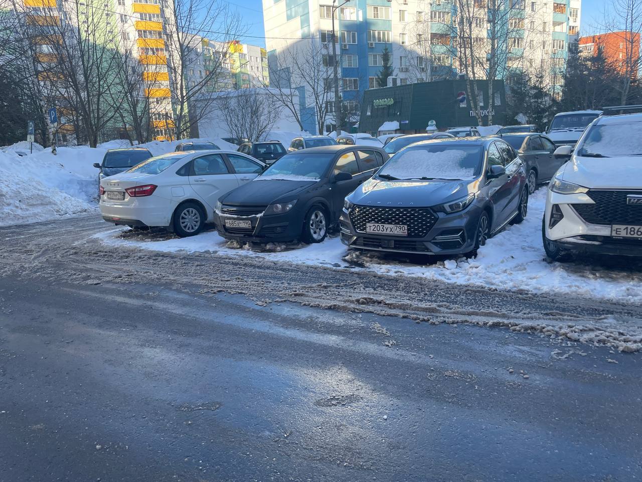 Сегодня оказался в нашем городе — соседе Власиха . Местному — Краснознаменск