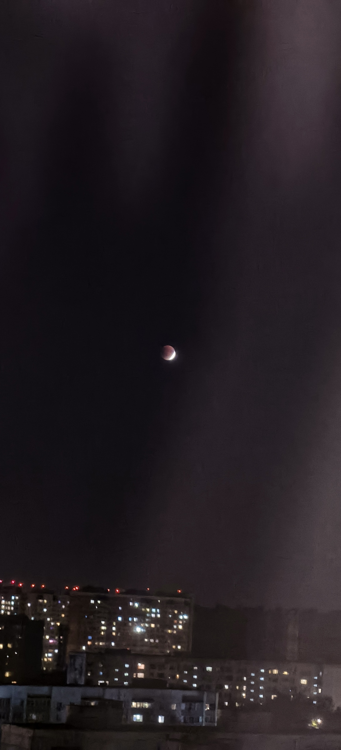 Ещё немного фотографий вчерашнего лунного затмения от наших — Краснознаменск