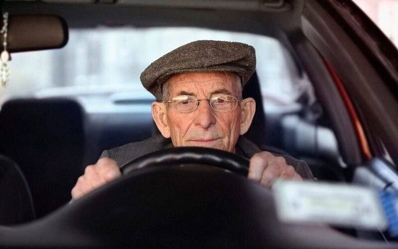 ????Россиянам хотят запретить водить авто после 65 лет.   Предл