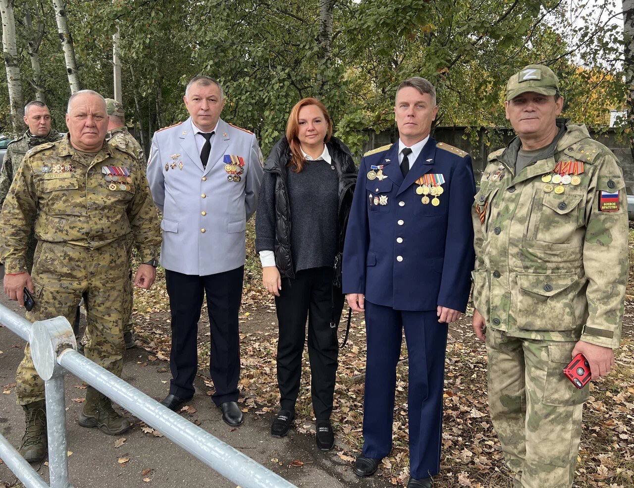 Уважаемый Александр Валерьевич!  Коллектив Краснознаменского