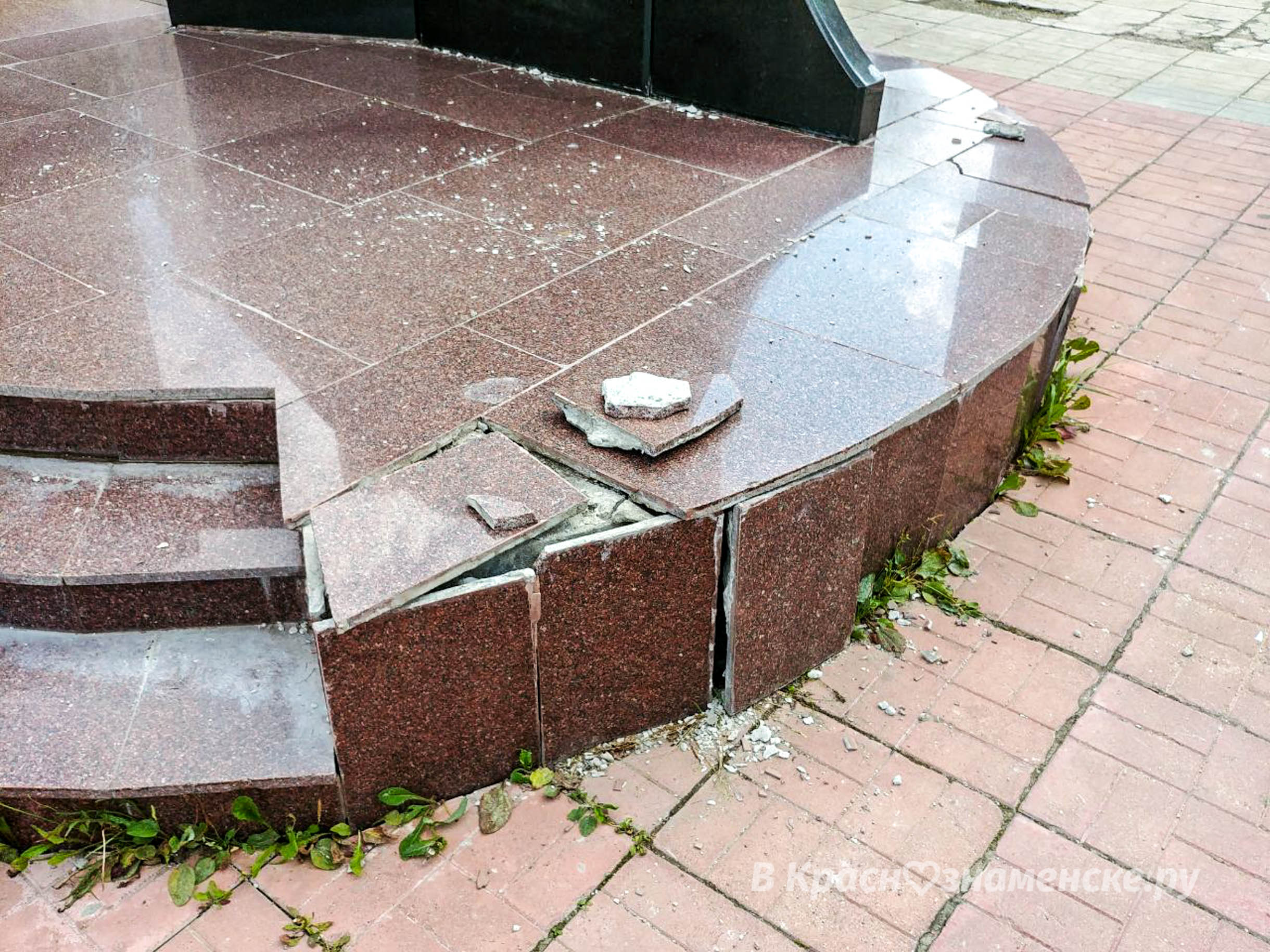 А памятнику все хуже и хуже ???? — Краснознаменск