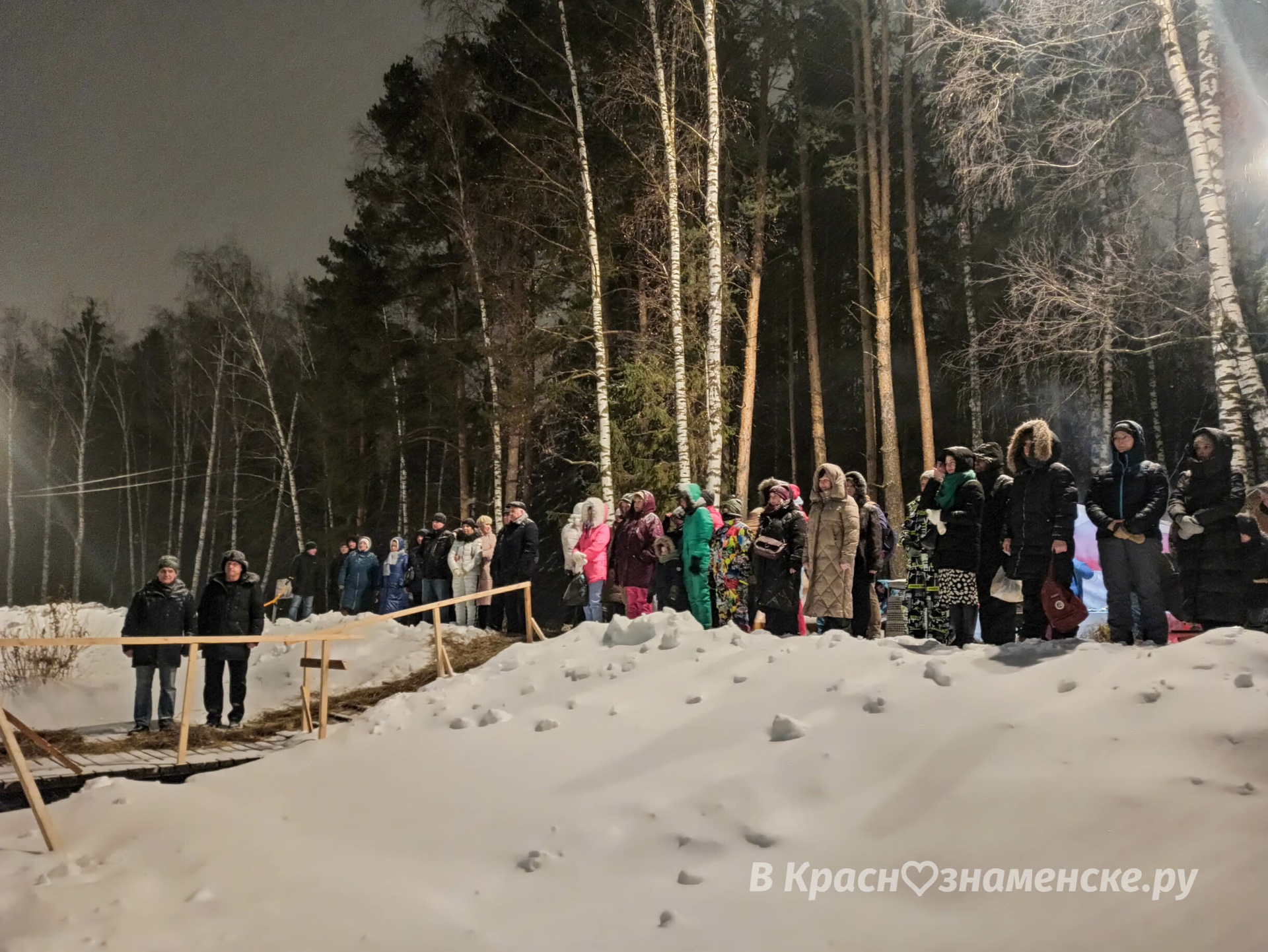 В городском парке на озере начался Чин освящения воды — Краснознаменск