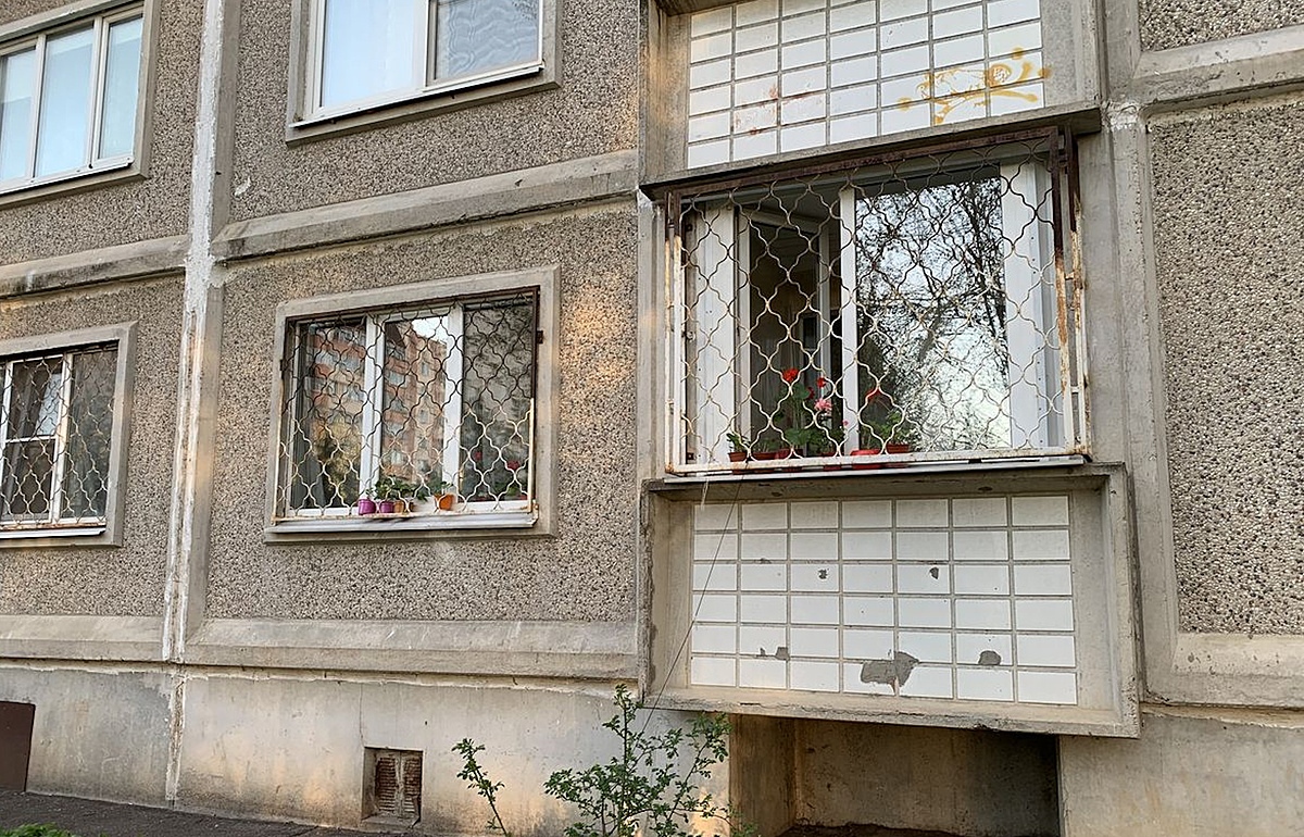 Как считаете, есть ли необходимость в решетках на окнах в на