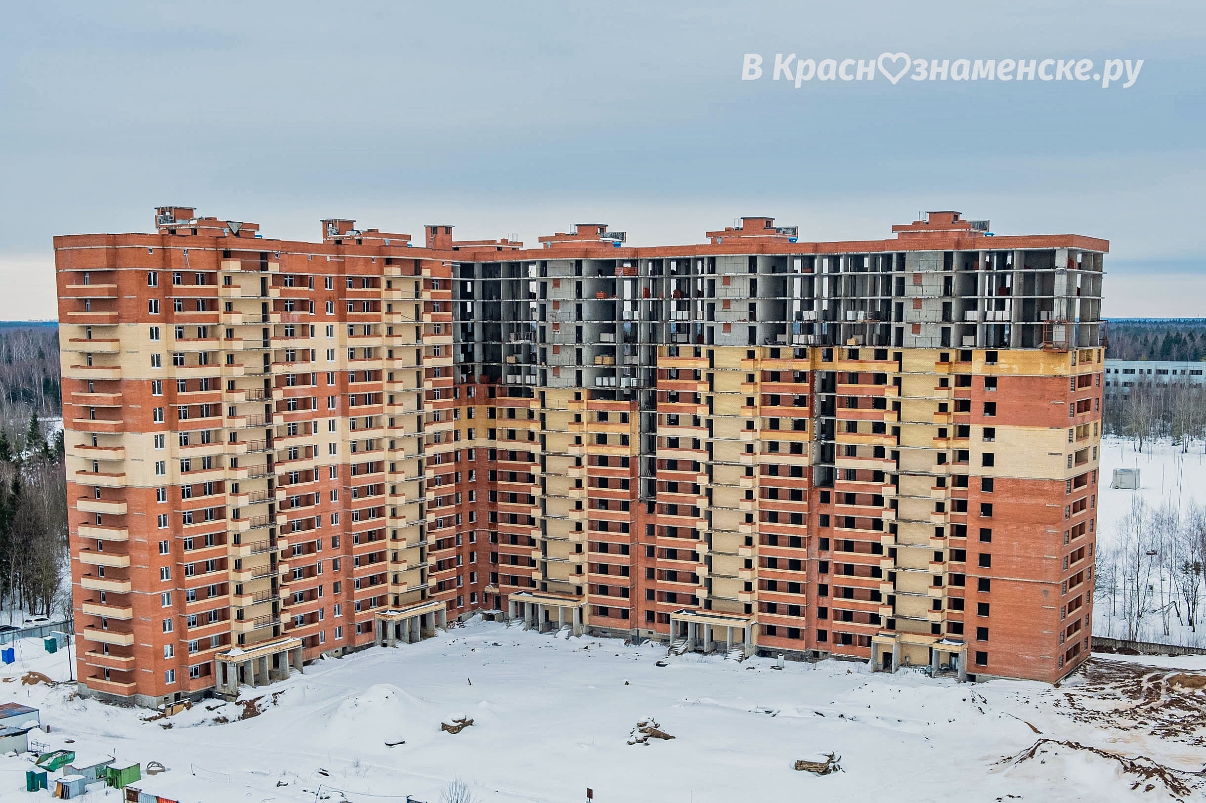 На стройке жилых домов на Связистов, пока что, тишь да гладь