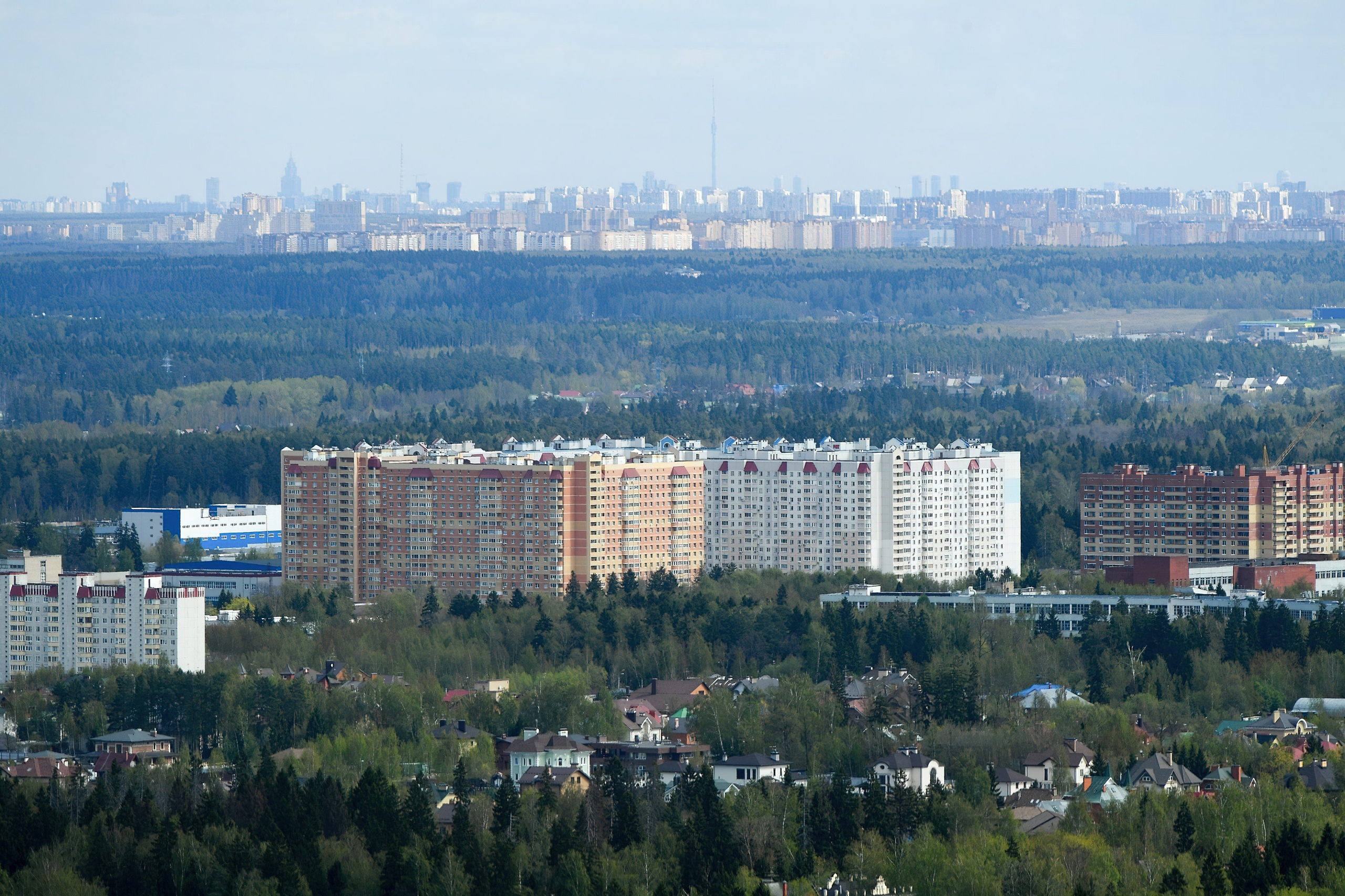 Москва не так далеко как кажется, Останкинскую башню из окна