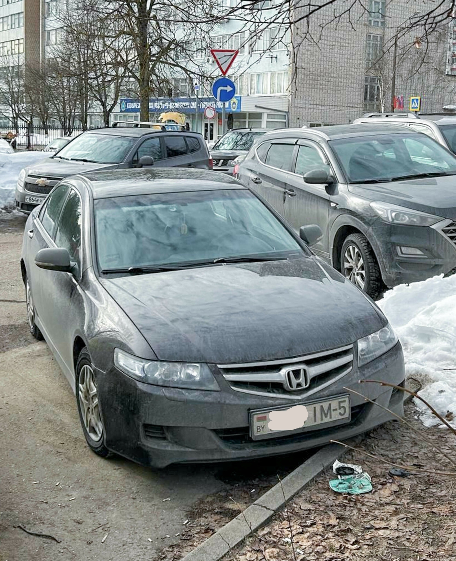 Разрешили въезд иностранных машин?
