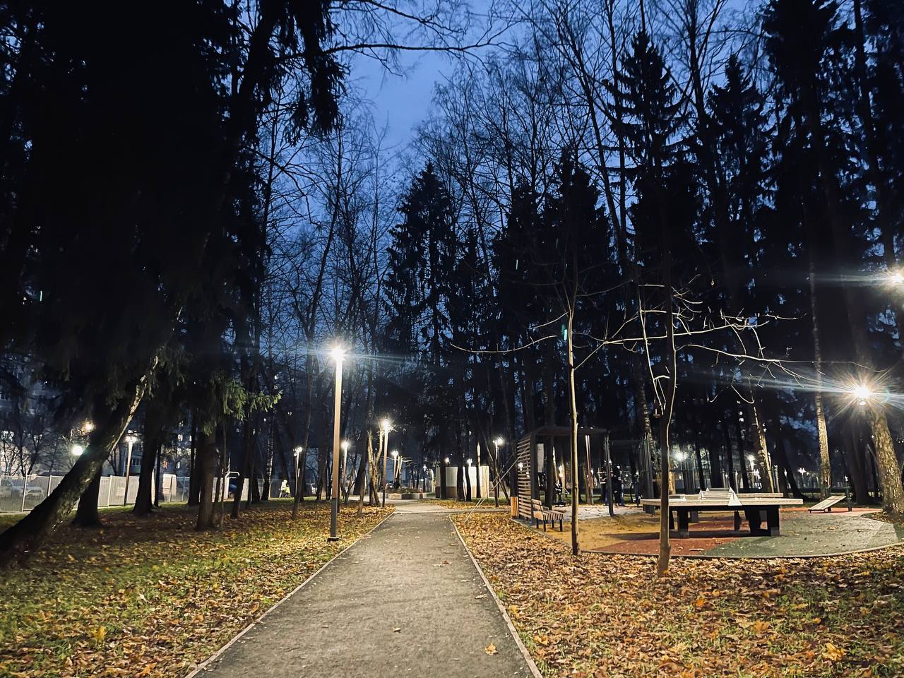 Вечереет