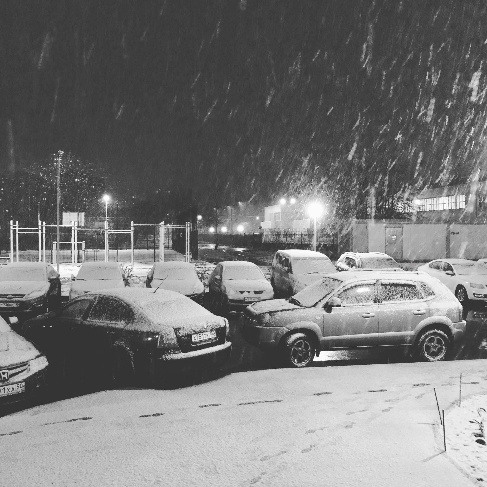 ❄ Хлопья снега.. Шло 11 декаб.. кхм.. Май, ты совсем с ума с