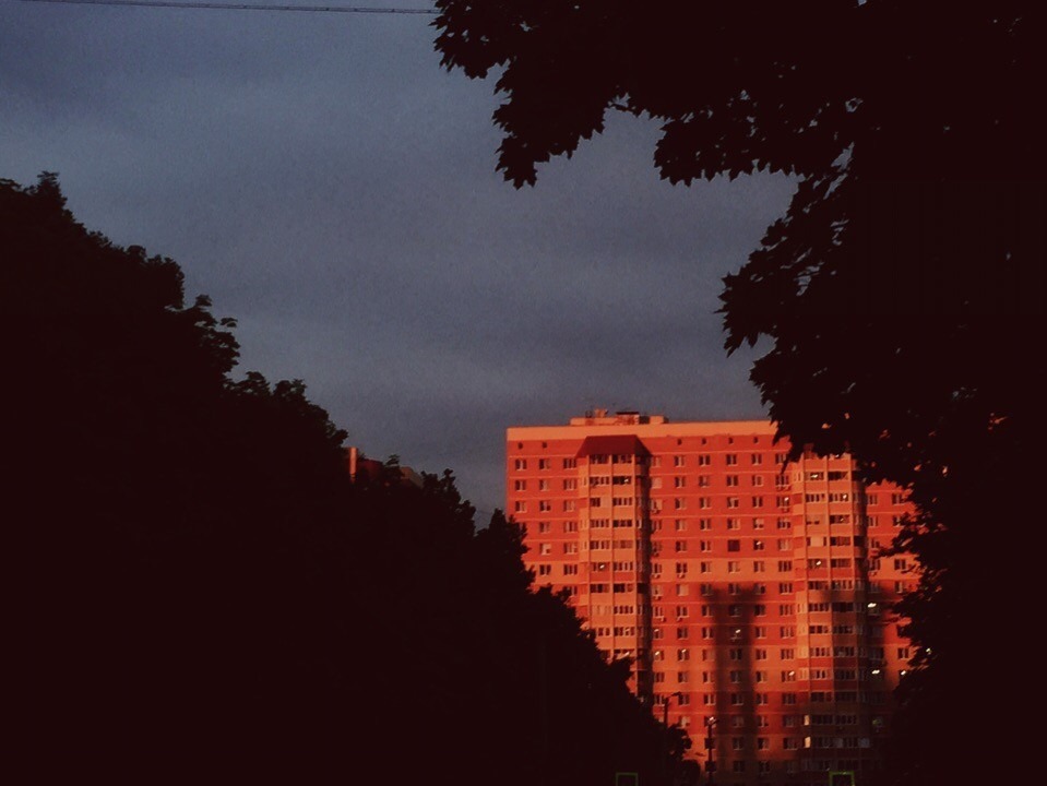 В городе вечереет  Автор фото: Дарья Маслова