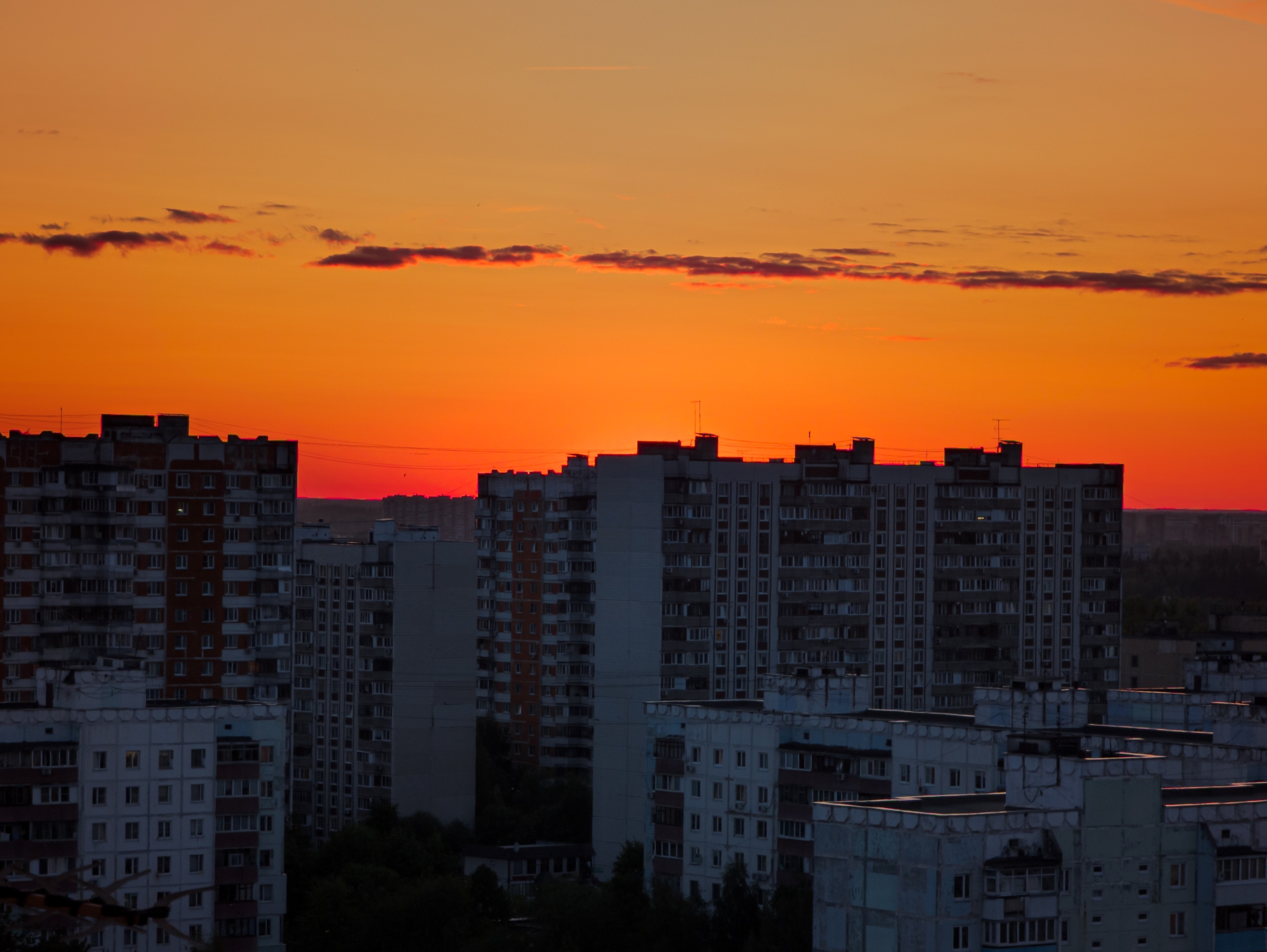 Вечереет