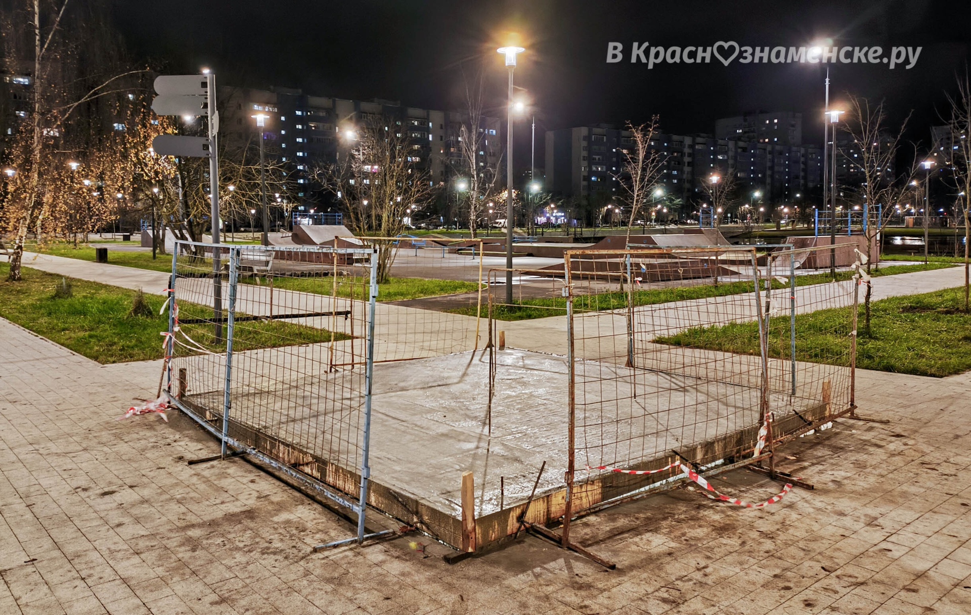Судя по всему, у Дома Офицеров начались работы по установке