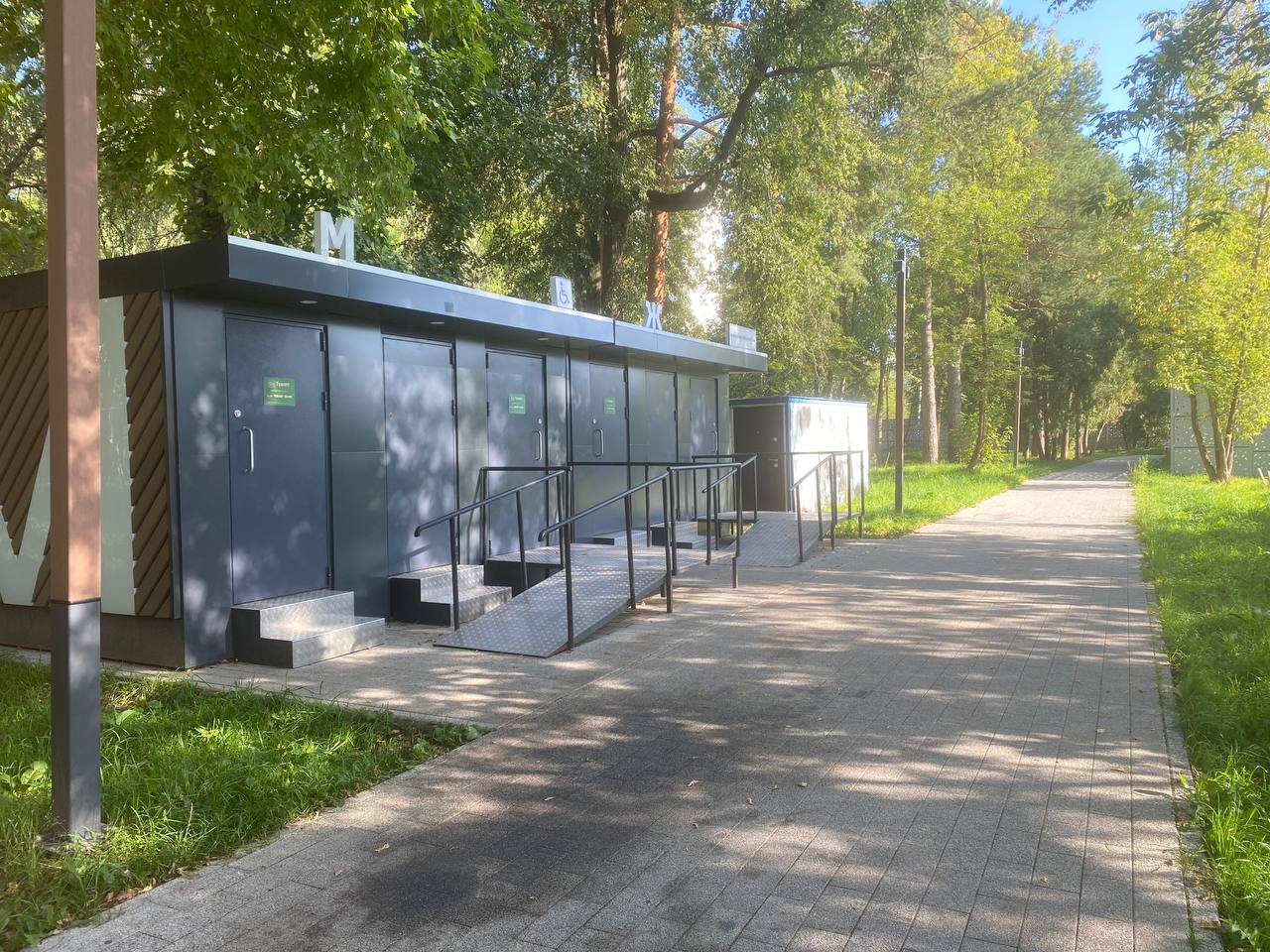 Вы тоже ждёте, когда фуд-корт в парке Беличий начнёт функцио