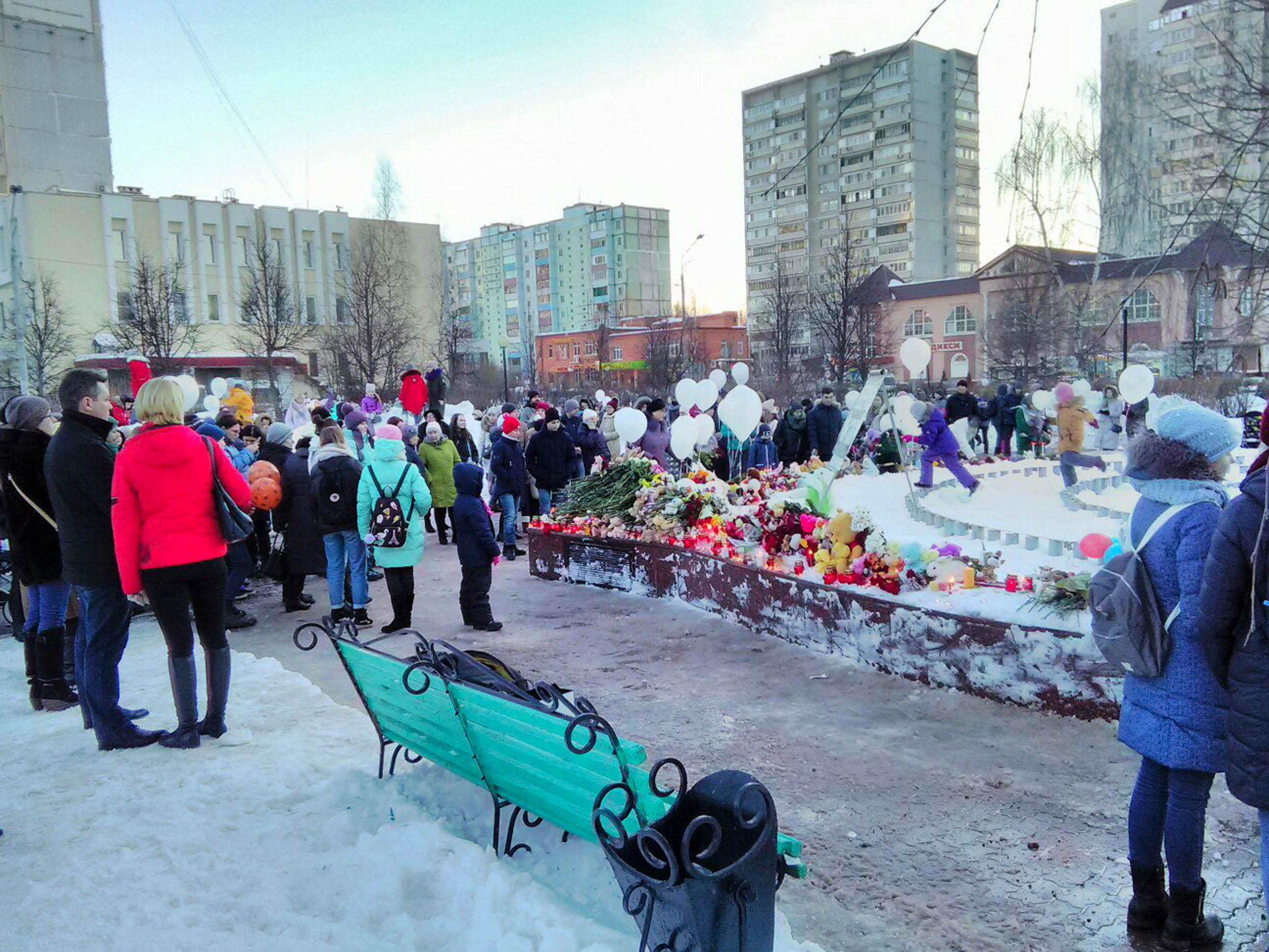 Фото пресс-секретаря Главы

и сектора информационной политики