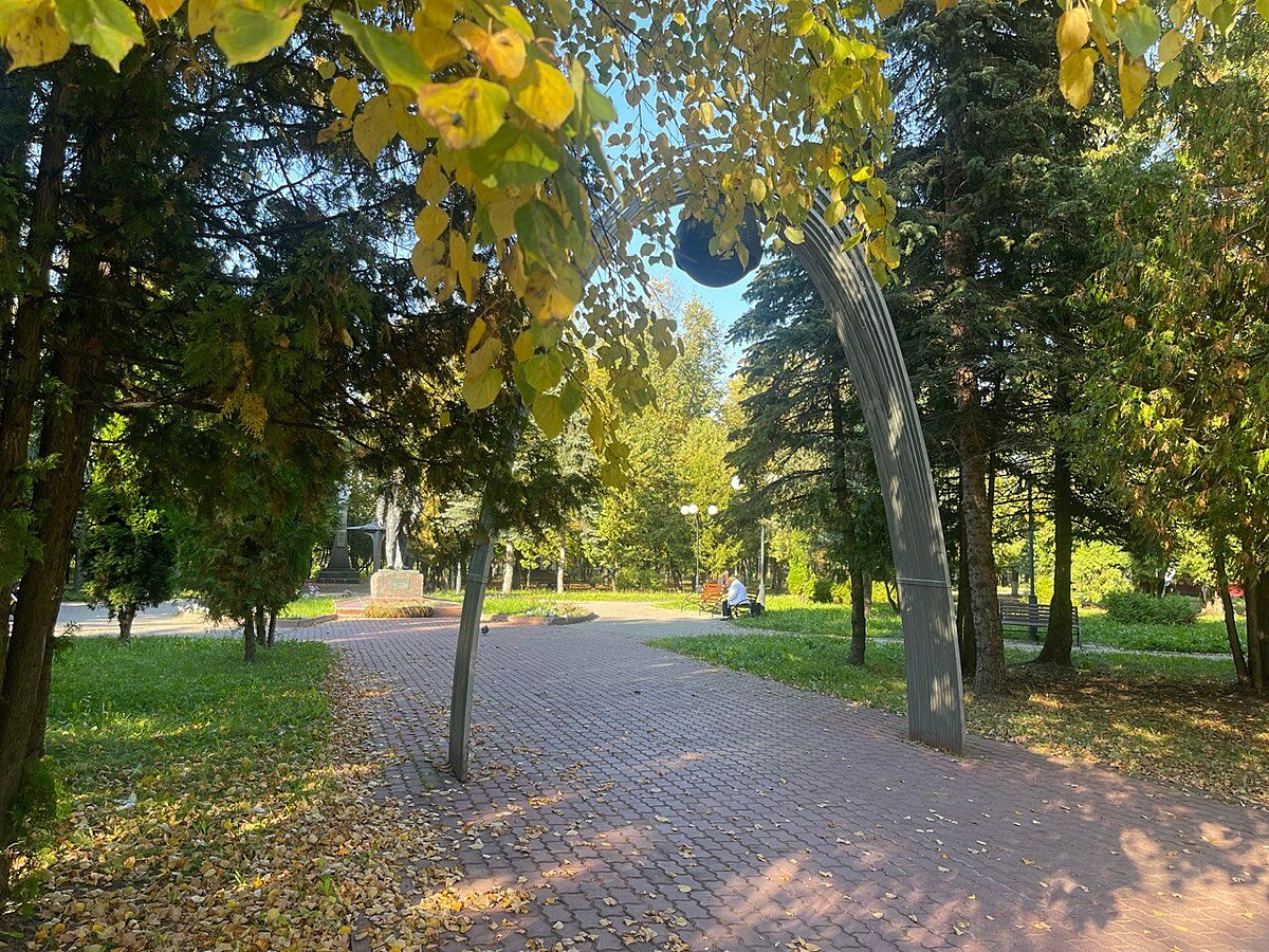 Осенняя прогулка по городу — Краснознаменск