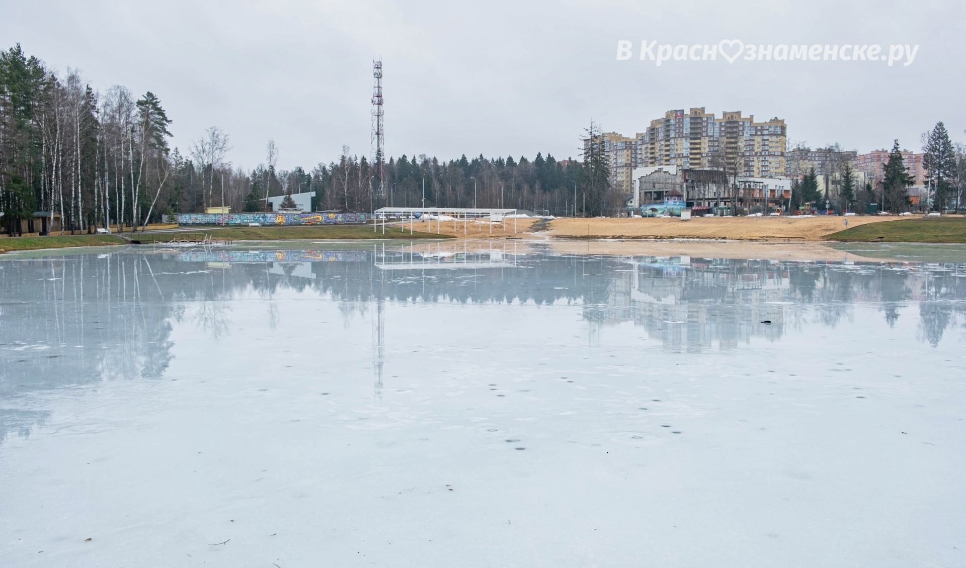 Вот такое молочное озеро сегодня можно было наблюдать в Горо